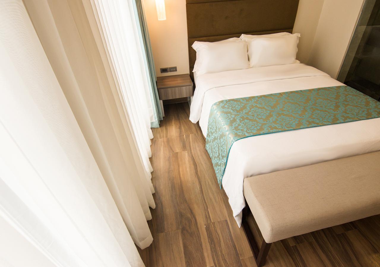 Goldberry Lite Hotel Iloilo City Exterior photo